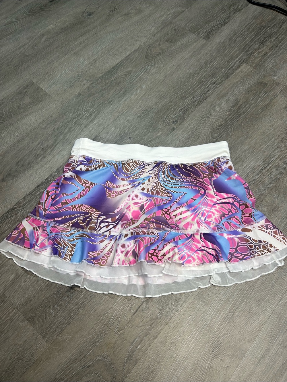 Sofibella Women UV Colors Animal Stream 14" Skort Size L Tennis Pickleball Golf
